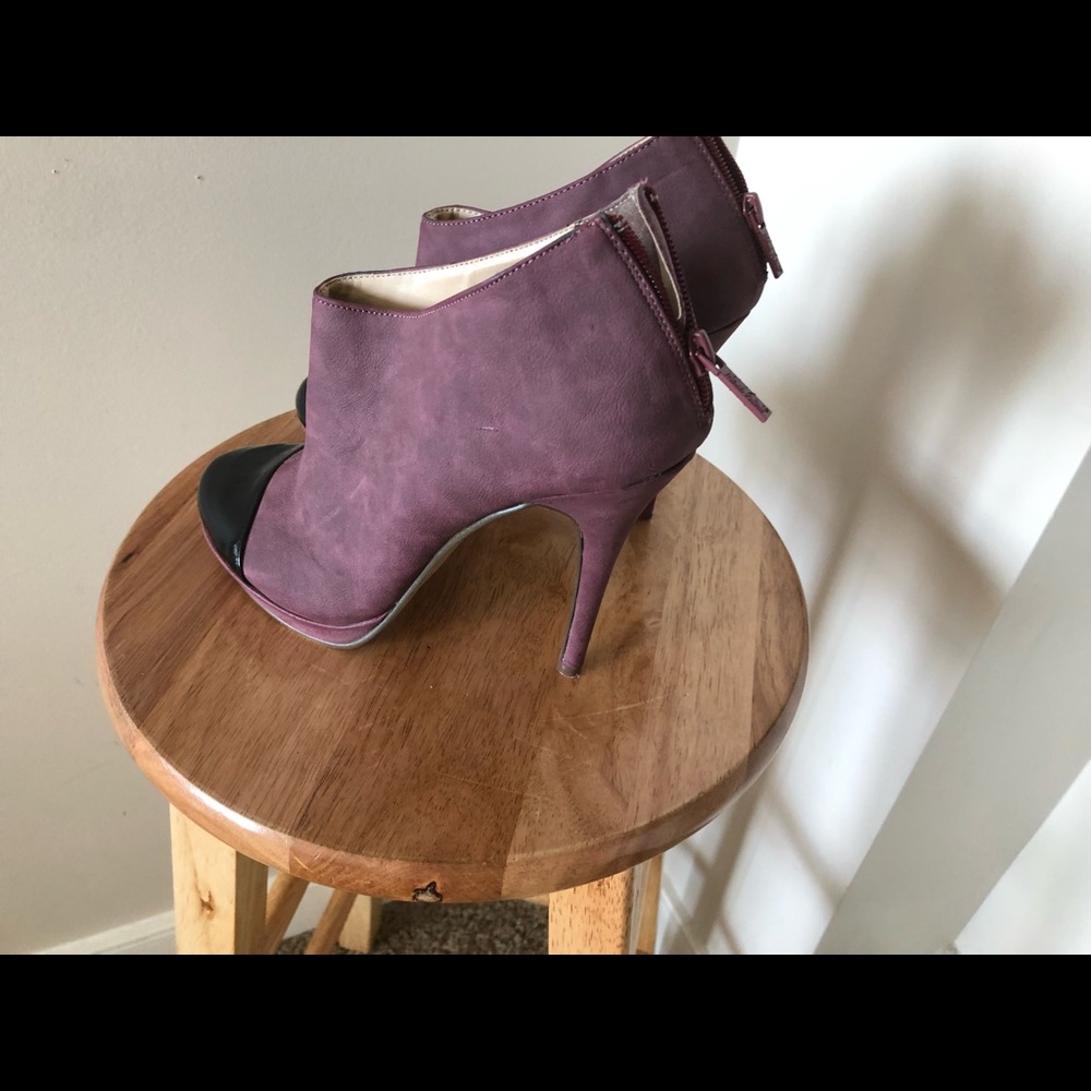 Michael Antonia booties size 8